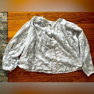 Shop Doen the Jane blouse in a Daisy print.  Size small